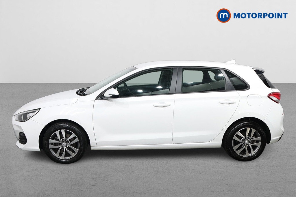 Hyundai I30 Se Nav Manual Petrol Hatchback - Stock Number (1567965) - Passenger side