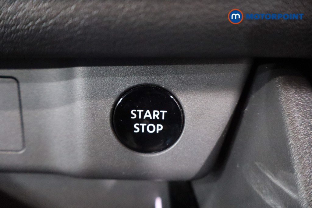 Nissan X-Trail N-Connecta Automatic Petrol-Electric Hybrid SUV - Stock Number (1568005) - 13th supplementary image