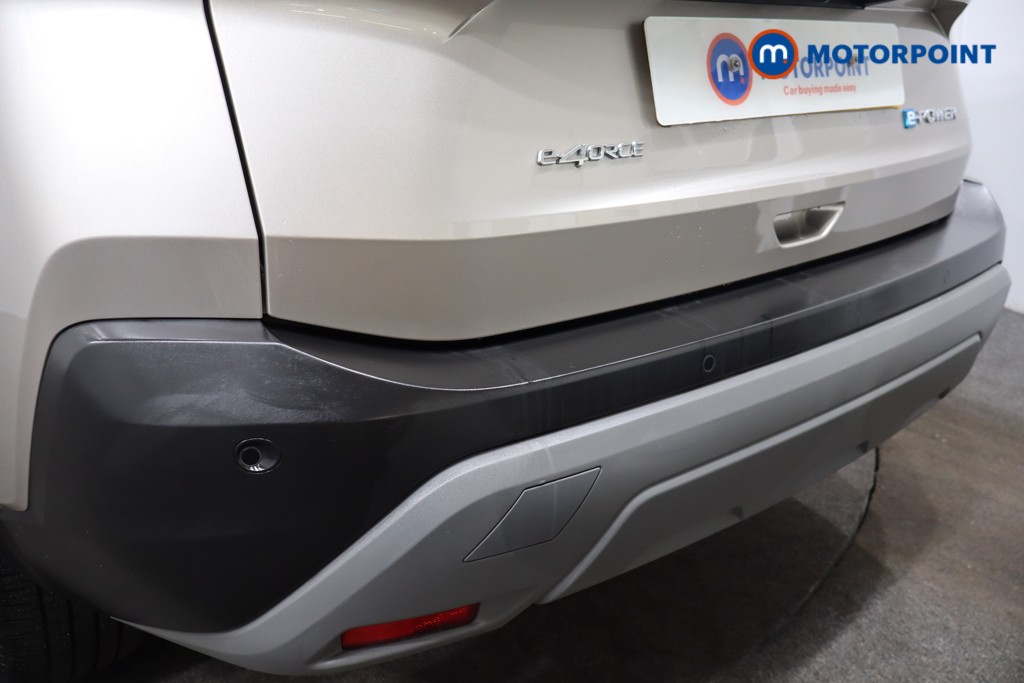 Nissan X-Trail N-Connecta Automatic Petrol-Electric Hybrid SUV - Stock Number (1568005) - 35th supplementary image