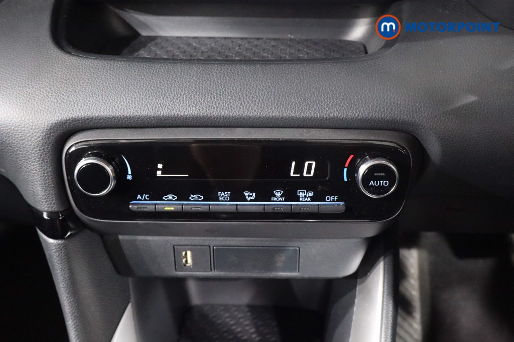 Toyota Yaris Icon Automatic Petrol-Electric Hybrid Hatchback - Stock Number (1568406) - 17th supplementary image