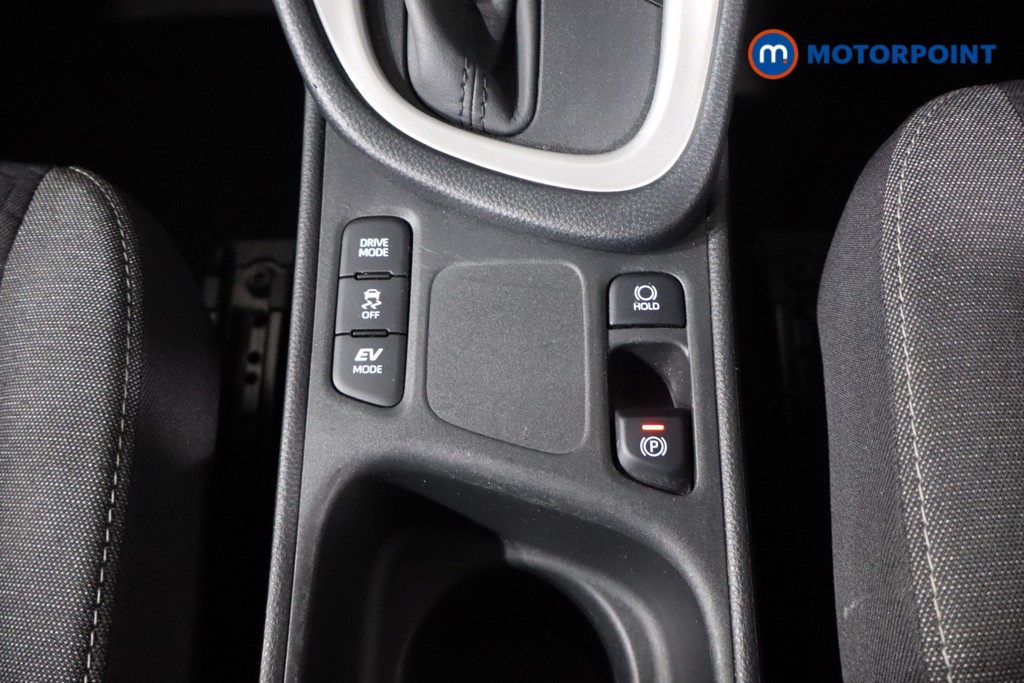 Toyota Yaris Icon Automatic Petrol-Electric Hybrid Hatchback - Stock Number (1568406) - 19th supplementary image