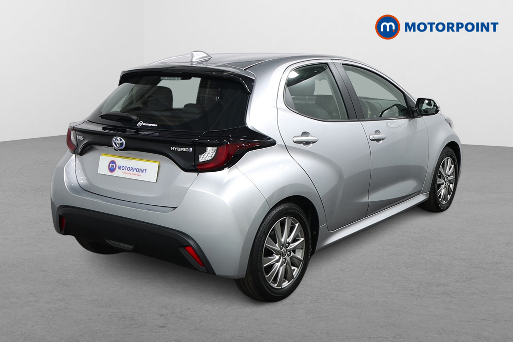 Toyota Yaris Icon Automatic Petrol-Electric Hybrid Hatchback - Stock Number (1568406) - Drivers side rear corner