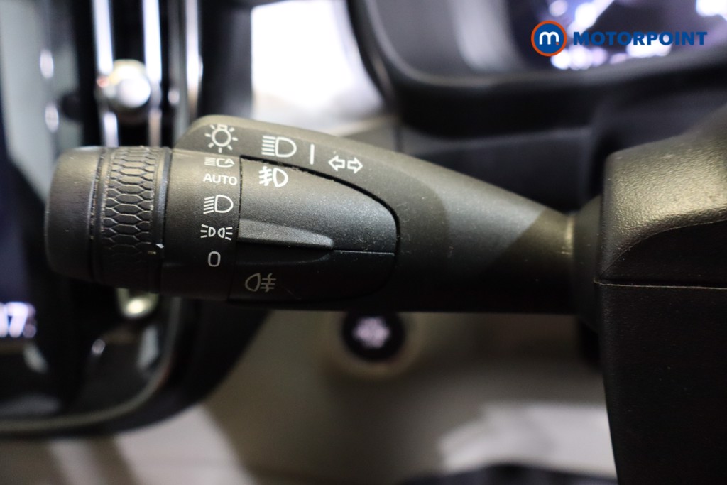 Volvo Xc40 Momentum Manual Petrol SUV - Stock Number (1544738) - 15th supplementary image