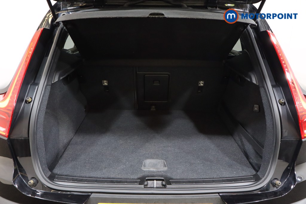 Volvo Xc40 Momentum Manual Petrol SUV - Stock Number (1544738) - 22nd supplementary image