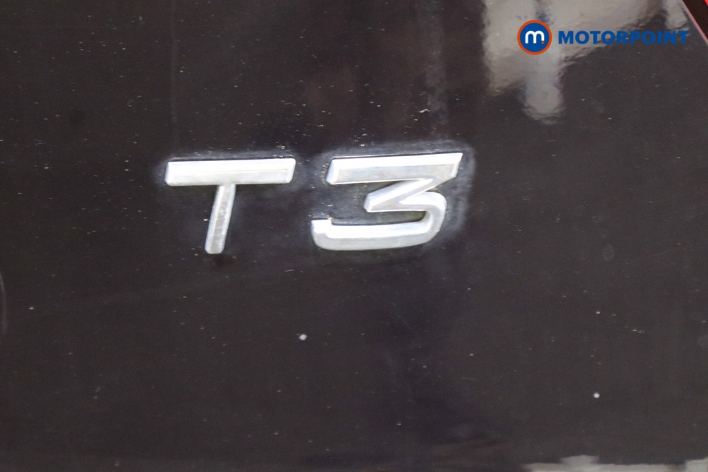 Volvo Xc40 Momentum Manual Petrol SUV - Stock Number (1544738) - 29th supplementary image
