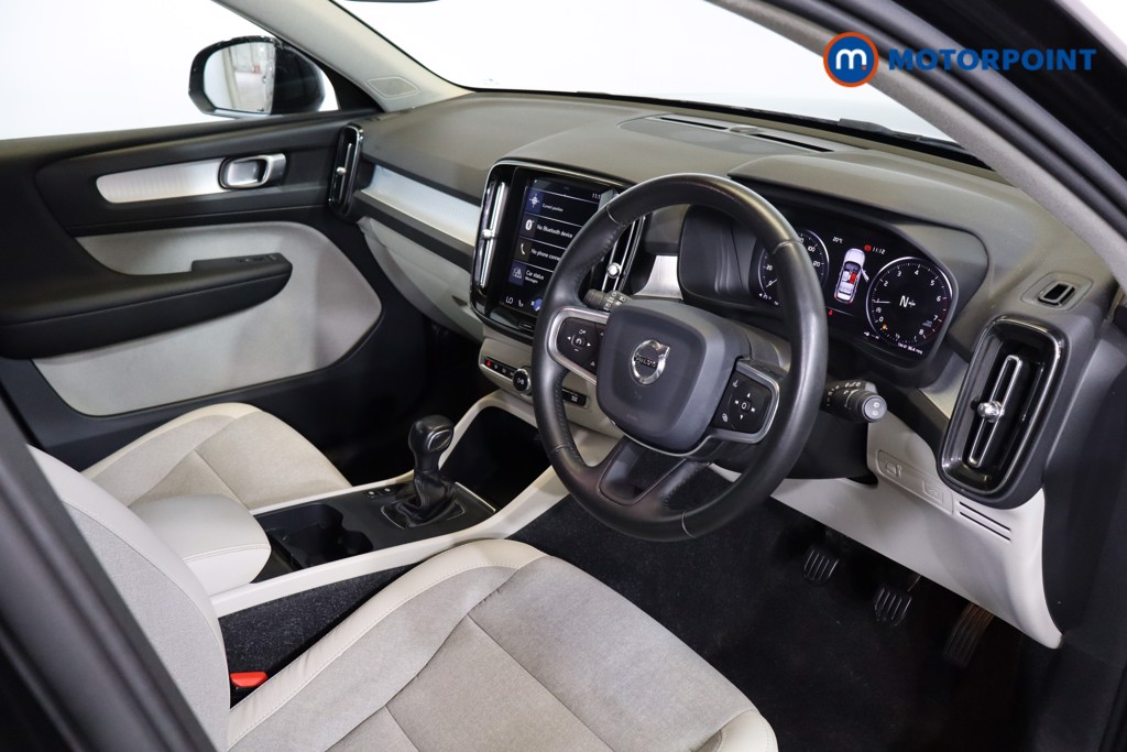 Volvo Xc40 Momentum Manual Petrol SUV - Stock Number (1544738) - 1st supplementary image