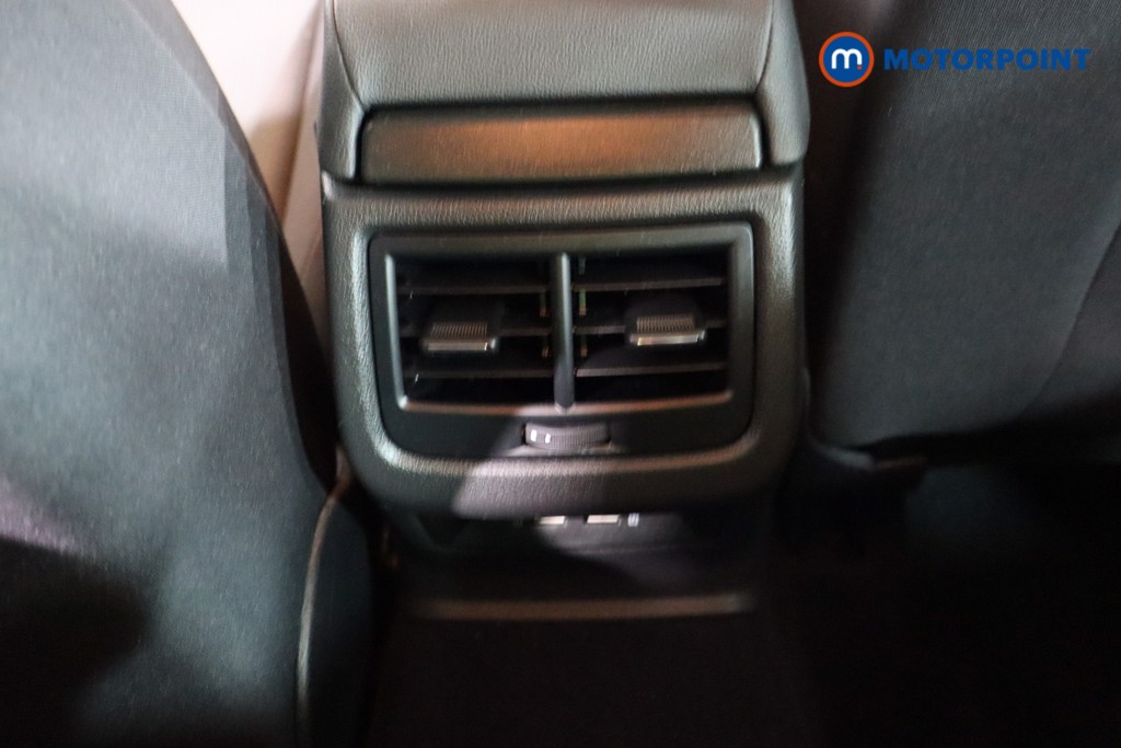 Seat Leon Se Dynamic Manual Petrol Hatchback - Stock Number (1558298) - 20th supplementary image