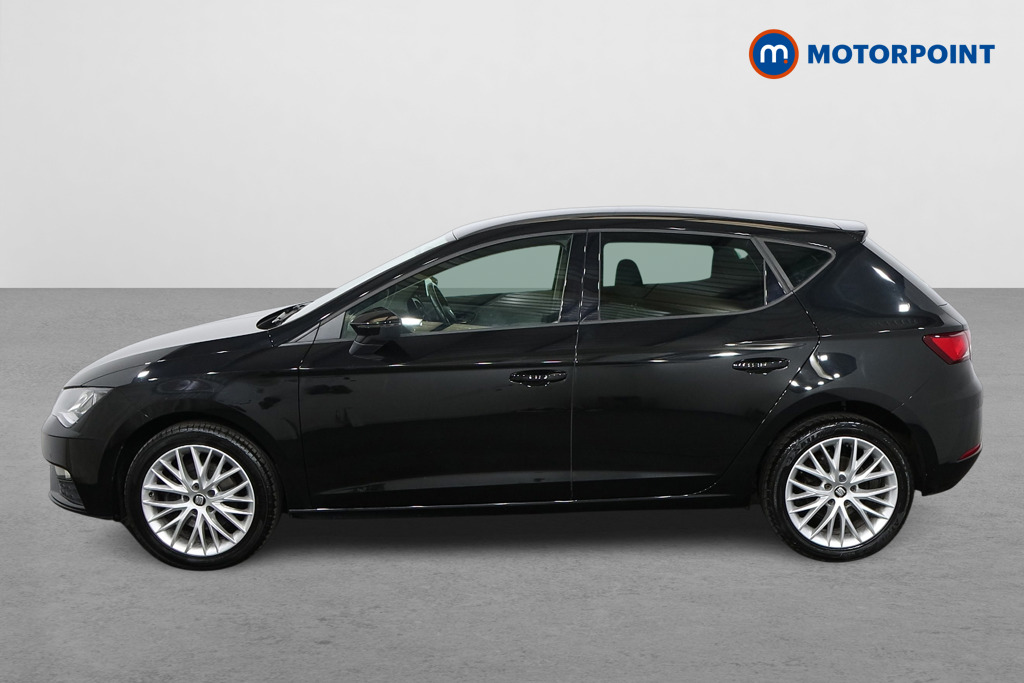 Seat Leon Se Dynamic Manual Petrol Hatchback - Stock Number (1558298) - Passenger side