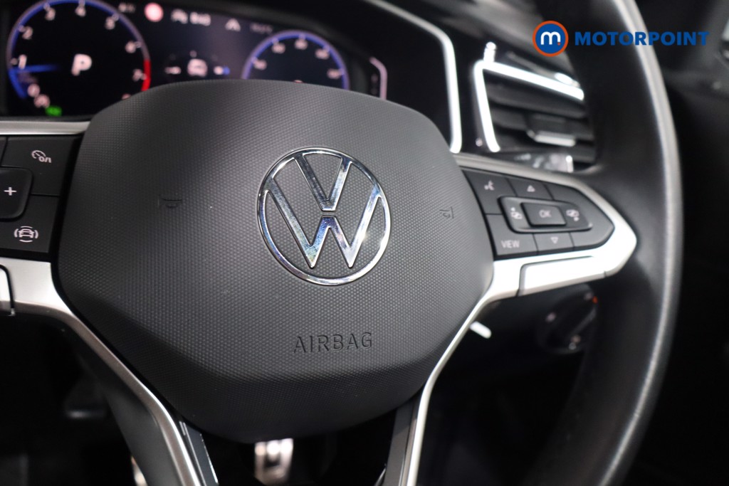 Volkswagen T-Roc R-Line Automatic Petrol SUV - Stock Number (1568351) - 8th supplementary image