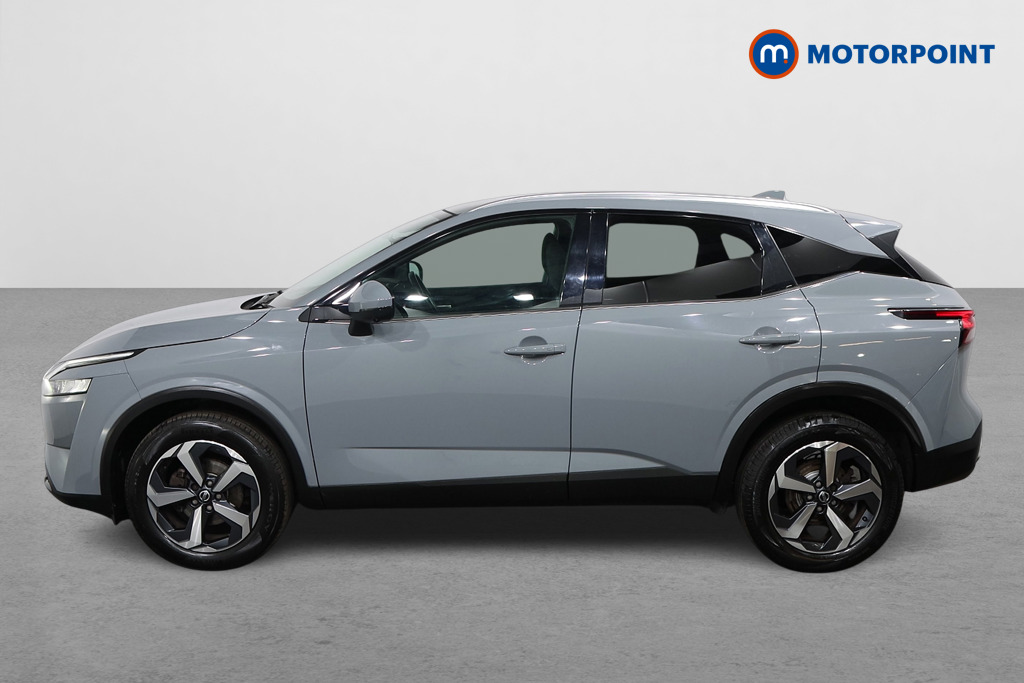 Nissan Qashqai N-Connecta Manual Petrol SUV - Stock Number (1536850) - Passenger side