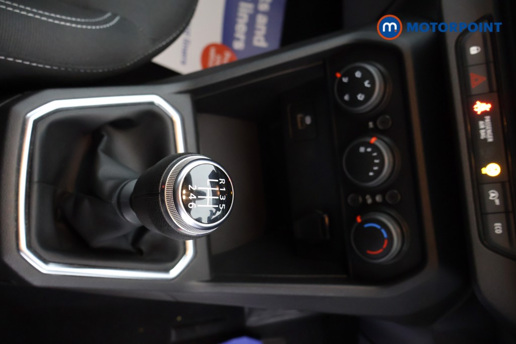 Dacia Sandero Comfort Manual Petrol Hatchback - Stock Number (1541501) - 6th supplementary image