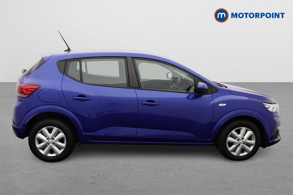 Dacia Sandero Comfort Manual Petrol Hatchback - Stock Number (1541501) - Drivers side