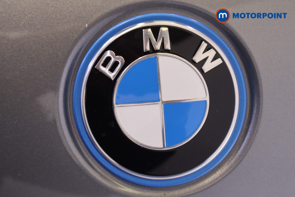 BMW 5 Series M Sport Automatic Petrol Plug-In Hybrid Estate - Stock Number (1543733) - 31st supplementary image