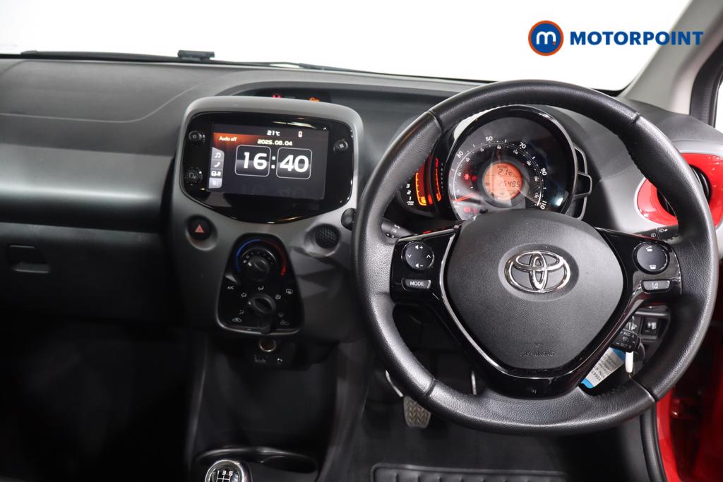 Toyota Aygo X-Play Manual Petrol Hatchback - Stock Number (1554735) - 2nd supplementary image