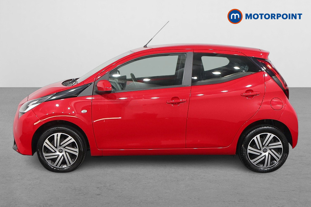Toyota Aygo X-Play Manual Petrol Hatchback - Stock Number (1554735) - Passenger side