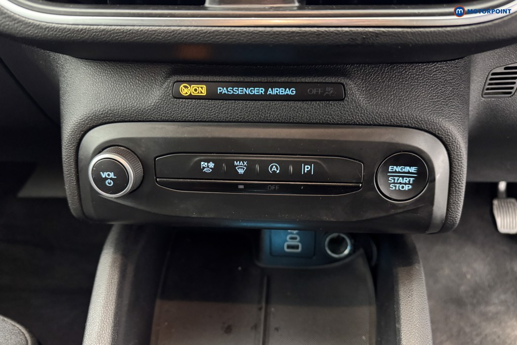 Ford Focus Active Manual Petrol Hatchback - Stock Number (1556513) - 14th supplementary image