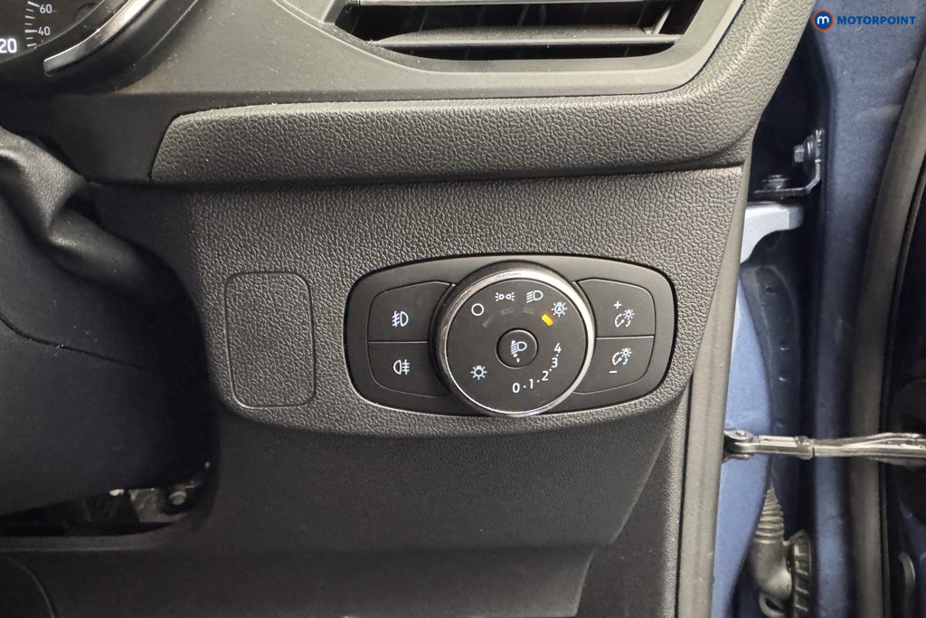 Ford Focus Active Manual Petrol Hatchback - Stock Number (1556513) - 15th supplementary image