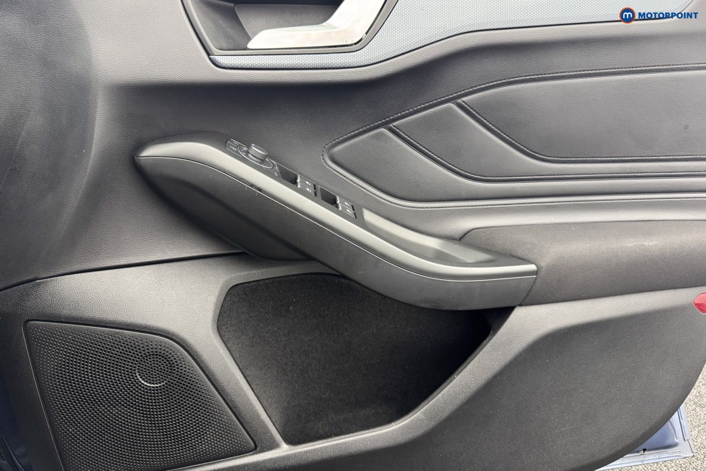 Ford Focus Active Manual Petrol Hatchback - Stock Number (1556513) - 16th supplementary image