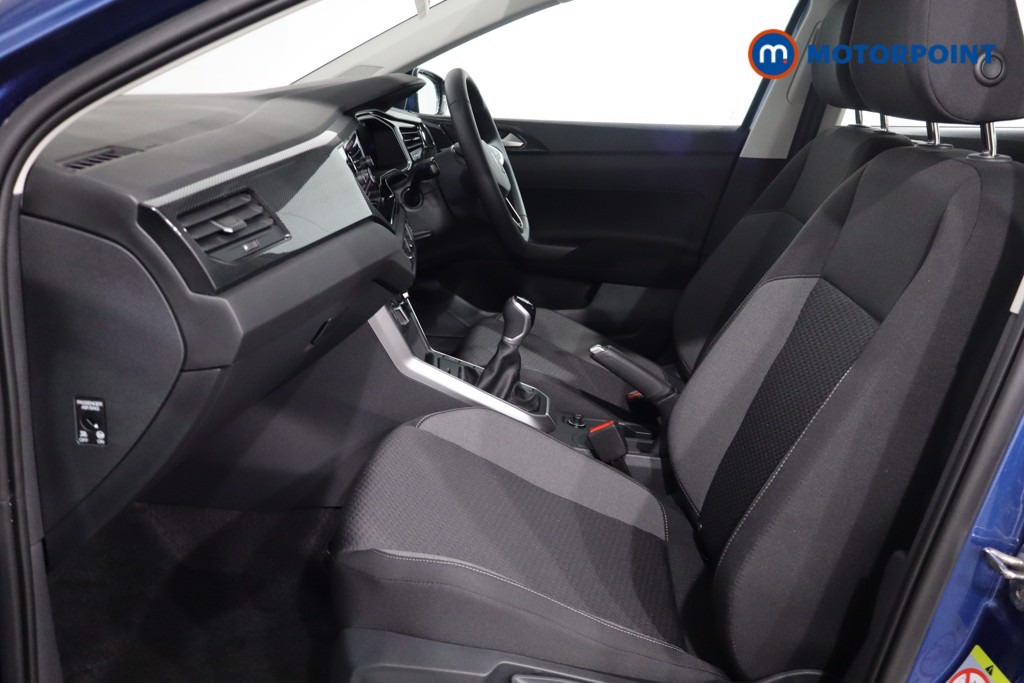 Volkswagen Polo Life Manual Petrol Hatchback - Stock Number (1558789) - 4th supplementary image