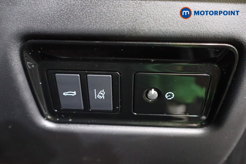 Jaguar XE R-Sport Automatic Petrol Saloon - Stock Number (1558807) - 16th supplementary image