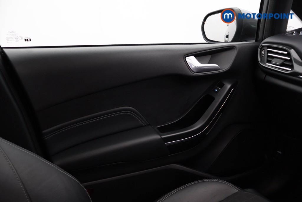 Ford Fiesta Active X Manual Diesel Hatchback - Stock Number (1559255) - 7th supplementary image