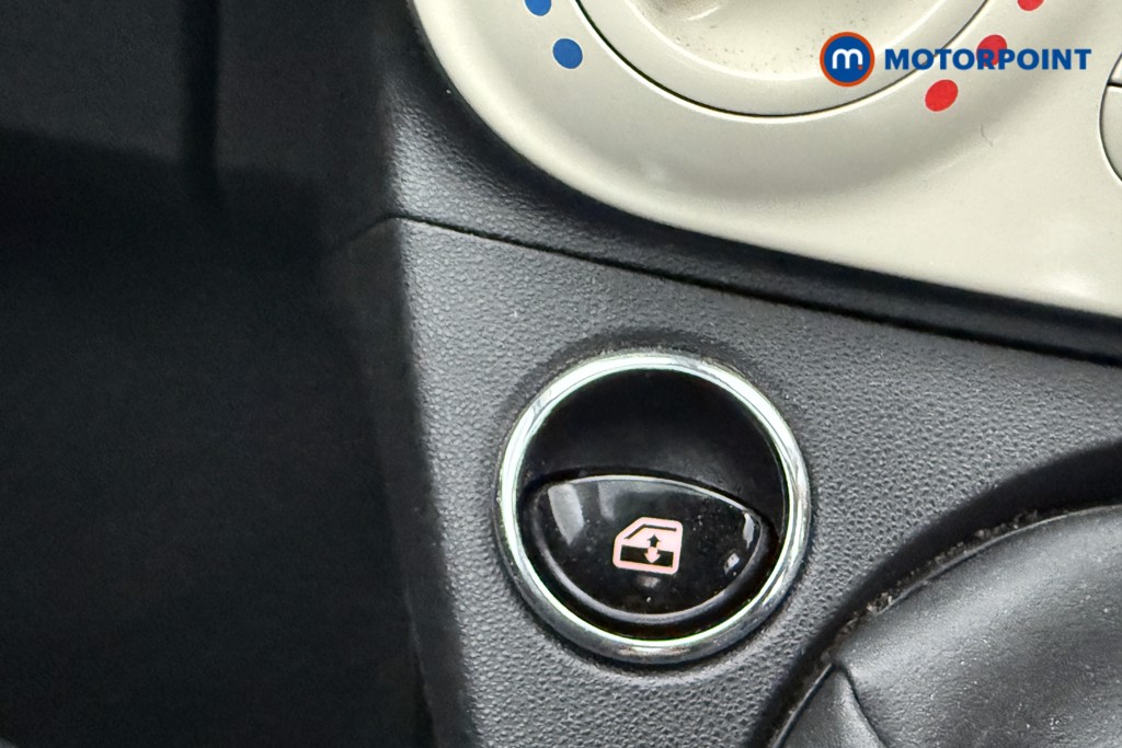 Fiat 500 1.0 Mild Hybrid 3Dr Manual Petrol-Electric Hybrid Hatchback - Stock Number (1559960) - 8th supplementary image