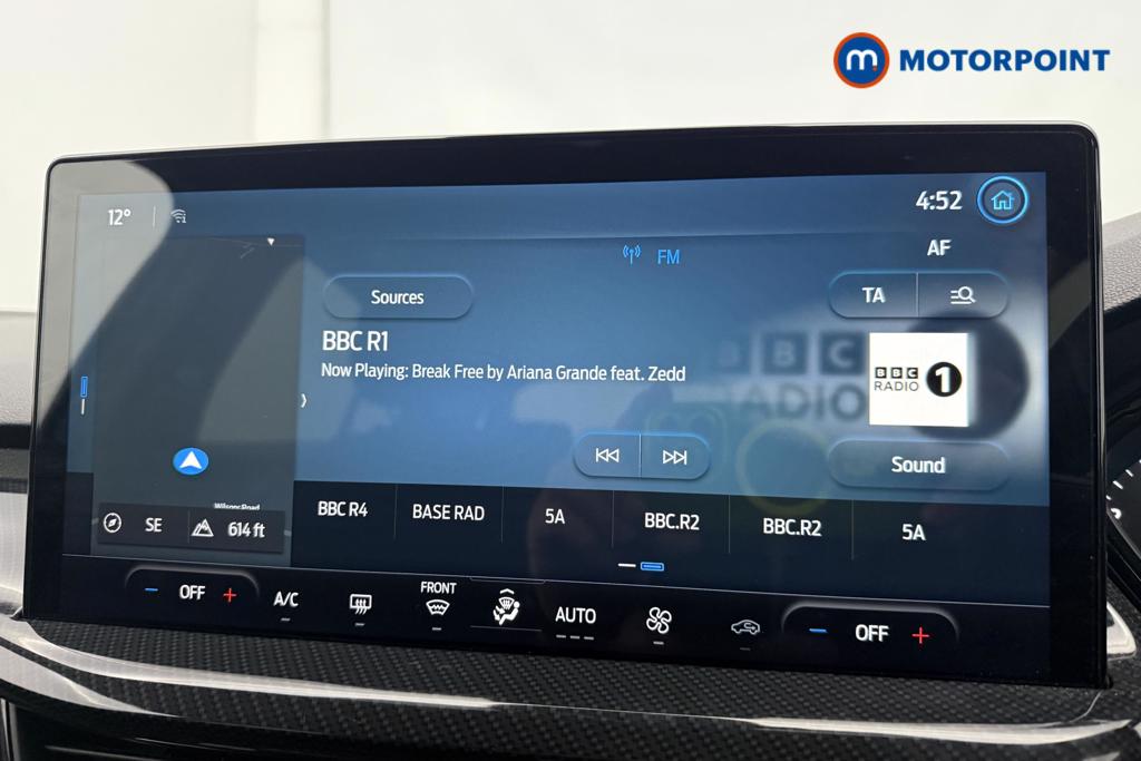 Ford Focus St-Line Edition Manual Petrol-Electric Hybrid Hatchback - Stock Number (1561301) - 4th supplementary image