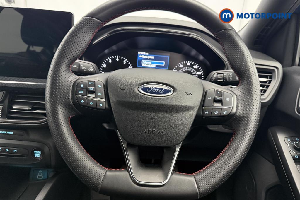 Ford Focus St-Line Edition Manual Petrol-Electric Hybrid Hatchback - Stock Number (1561301) - 5th supplementary image