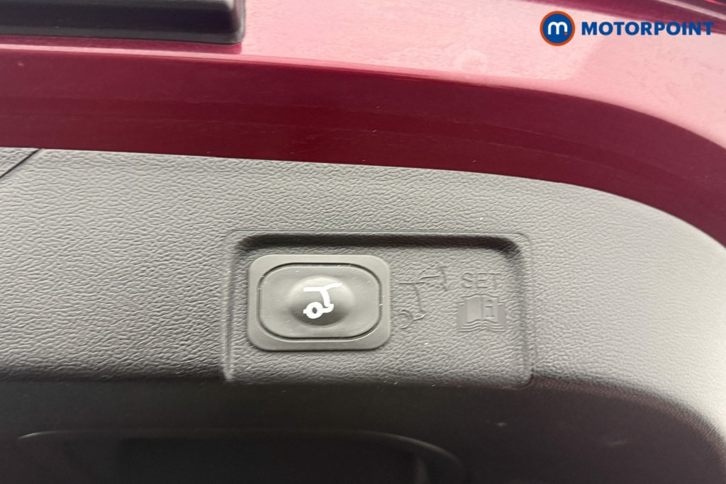 Ford Puma Vivid Ruby Edition Automatic Petrol-Electric Hybrid SUV - Stock Number (1561373) - 22nd supplementary image