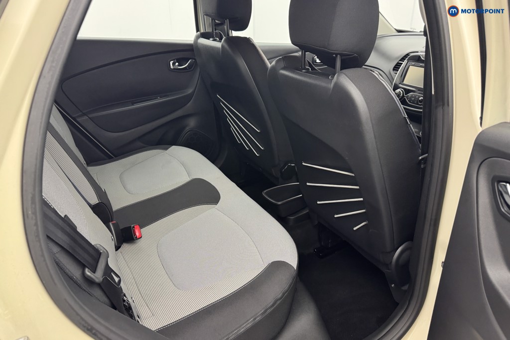 Renault Captur Dynamique Nav Manual Diesel SUV - Stock Number (1561544) - 7th supplementary image