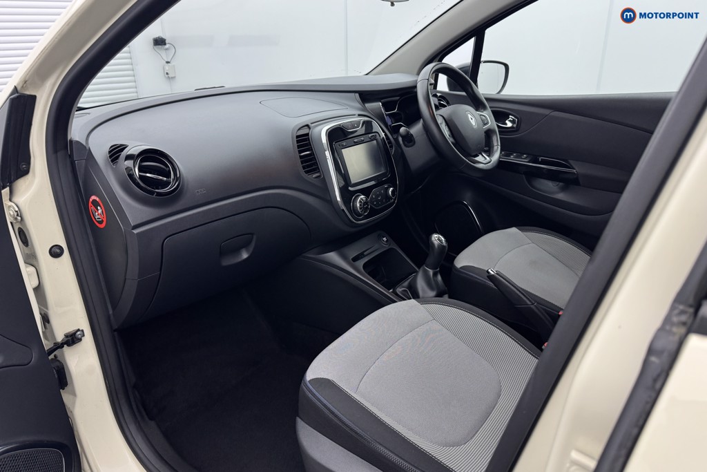 Renault Captur Dynamique Nav Manual Diesel SUV - Stock Number (1561544) - 8th supplementary image