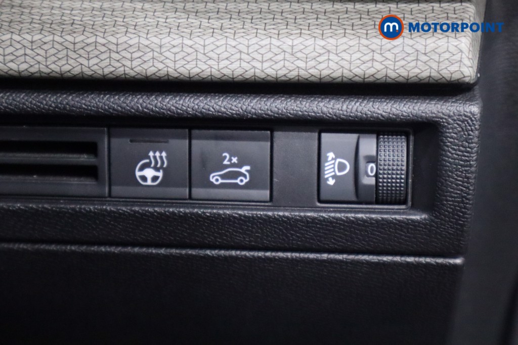 Citroen C5 X Shine Plus Automatic Petrol Hatchback - Stock Number (1561611) - 20th supplementary image
