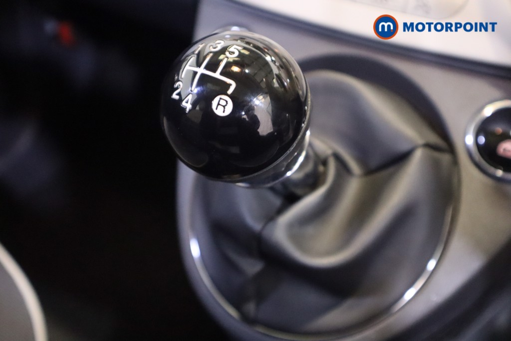 Fiat 500 Lounge Manual Petrol Hatchback - Stock Number (1562367) - 5th supplementary image