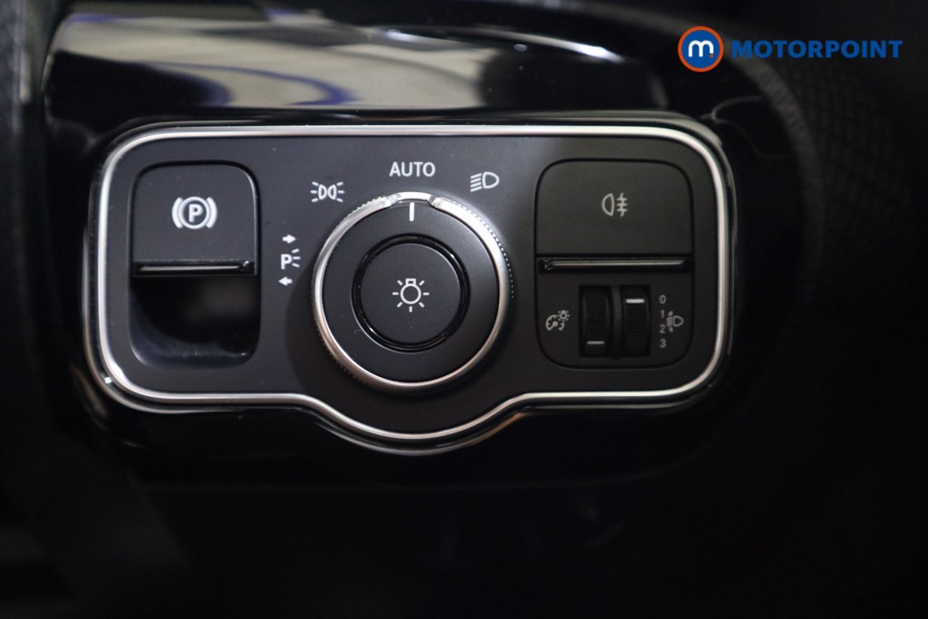 Mercedes-Benz A Class SE Automatic Petrol Hatchback - Stock Number (1562375) - 7th supplementary image