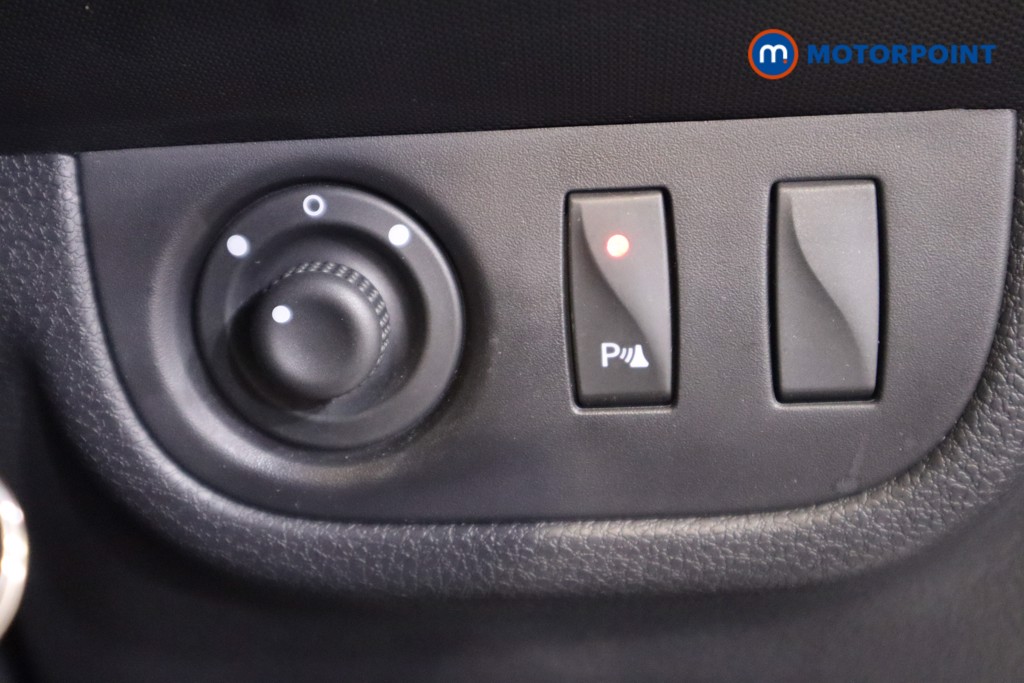 Dacia Sandero Comfort Manual Petrol Hatchback - Stock Number (1562401) - 14th supplementary image