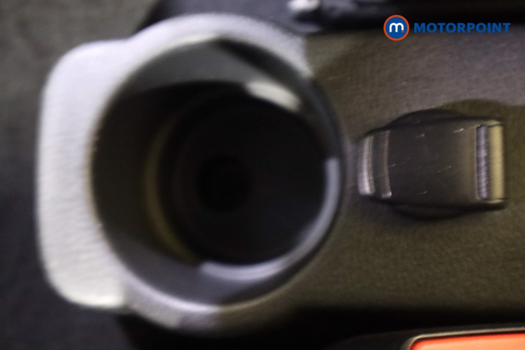Dacia Sandero Comfort Manual Petrol Hatchback - Stock Number (1562401) - 21st supplementary image