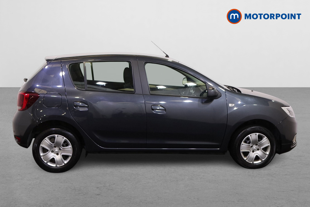 Dacia Sandero Comfort Manual Petrol Hatchback - Stock Number (1562401) - Drivers side