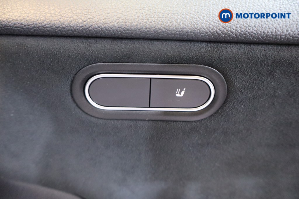 Mercedes-Benz A Class Amg Line Automatic Petrol Hatchback - Stock Number (1562414) - 18th supplementary image