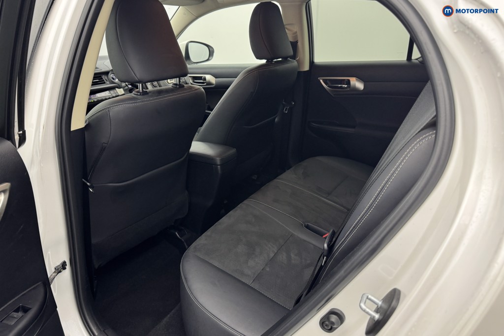 Lexus CT 200H 1.8 5Dr Cvt Automatic Petrol-Electric Hybrid Hatchback - Stock Number (1562592) - 9th supplementary image