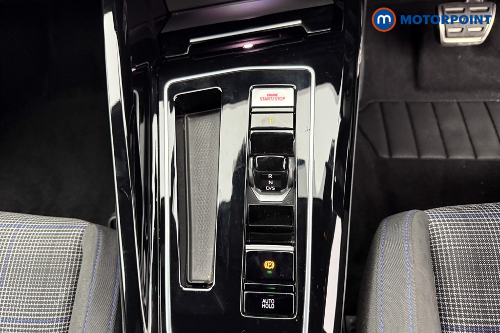 Volkswagen Golf GTE Automatic Petrol Plug-In Hybrid Hatchback - Stock Number (1563068) - 12th supplementary image
