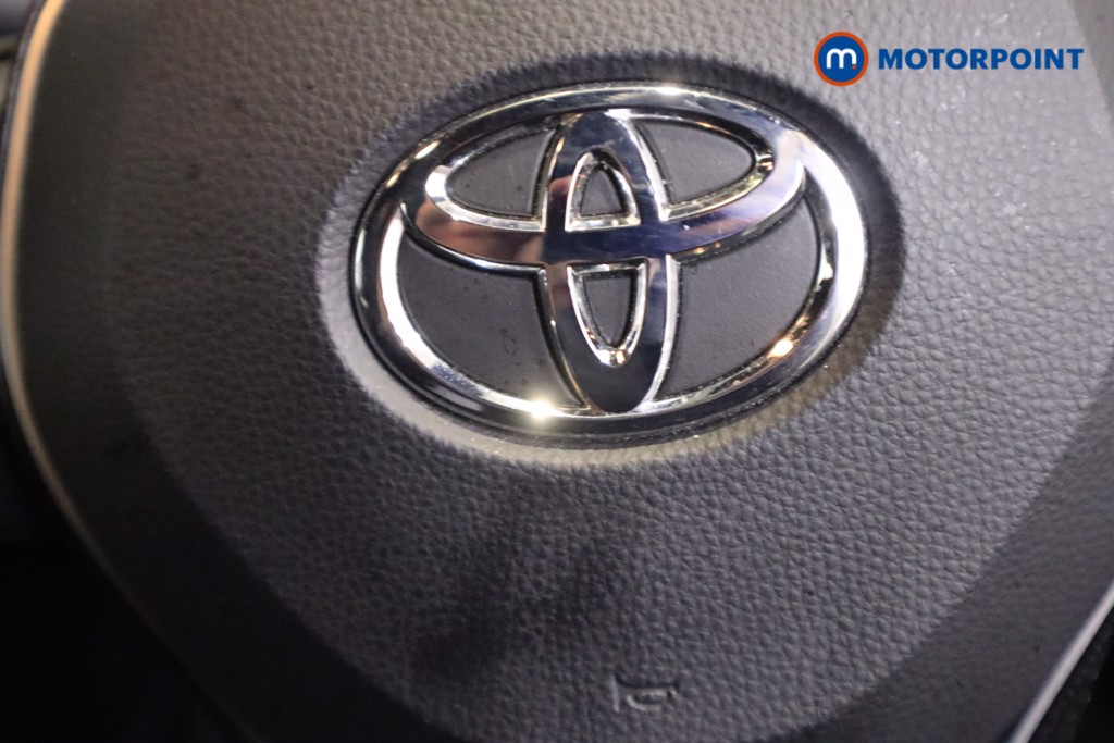 Toyota Corolla Excel Automatic Petrol-Electric Hybrid Hatchback - Stock Number (1563125) - 17th supplementary image