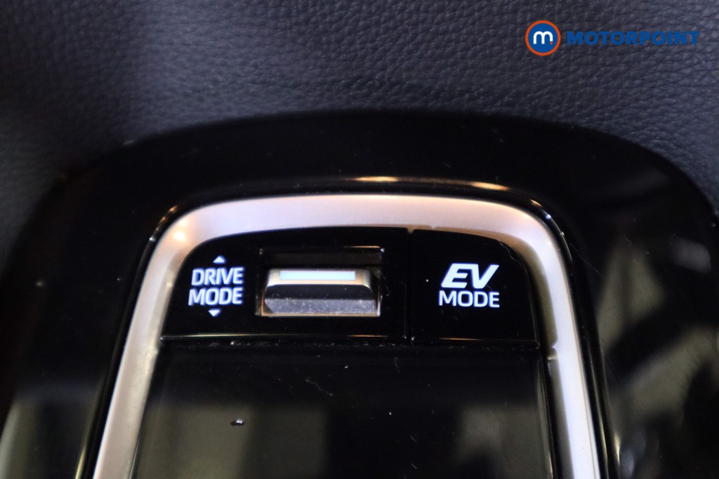 Toyota Corolla Excel Automatic Petrol-Electric Hybrid Hatchback - Stock Number (1563125) - 22nd supplementary image