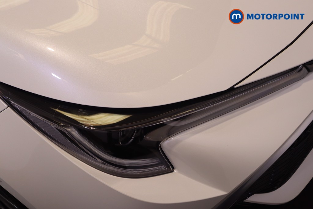 Toyota Corolla Excel Automatic Petrol-Electric Hybrid Hatchback - Stock Number (1563125) - 34th supplementary image
