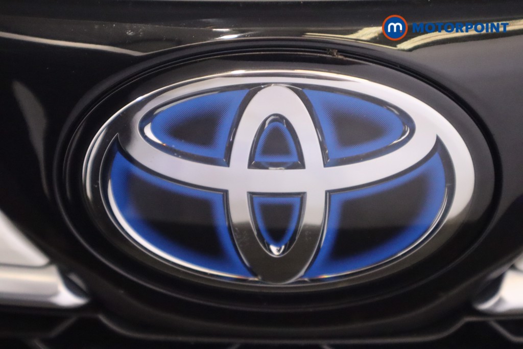 Toyota Corolla Excel Automatic Petrol-Electric Hybrid Hatchback - Stock Number (1563125) - 36th supplementary image