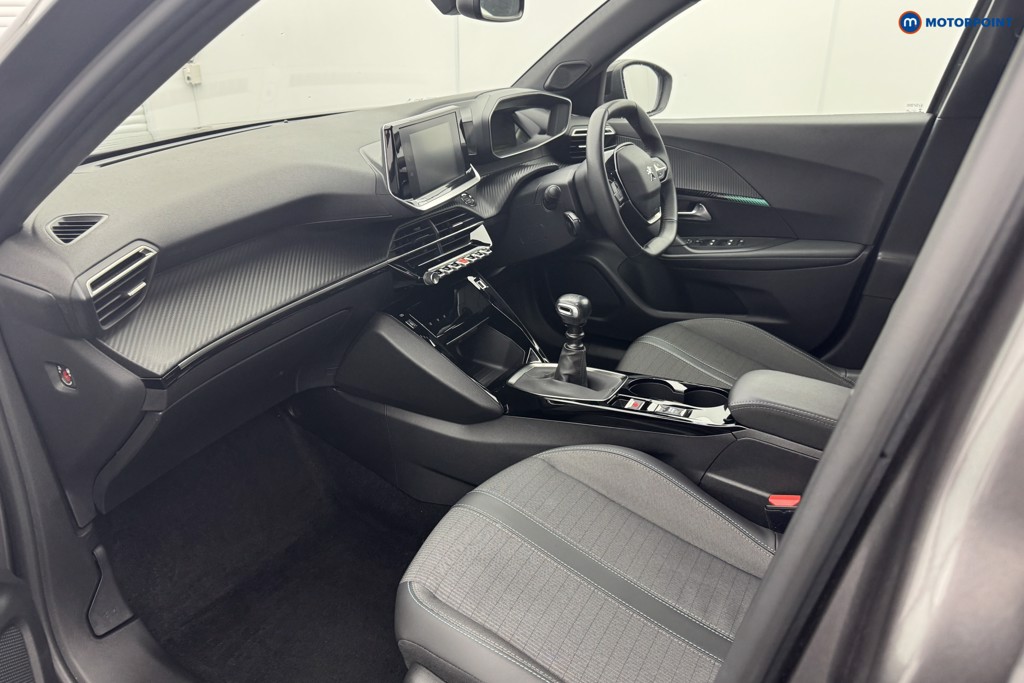 Peugeot 2008 Allure Premium-Plus Manual Petrol SUV - Stock Number (1563139) - 8th supplementary image