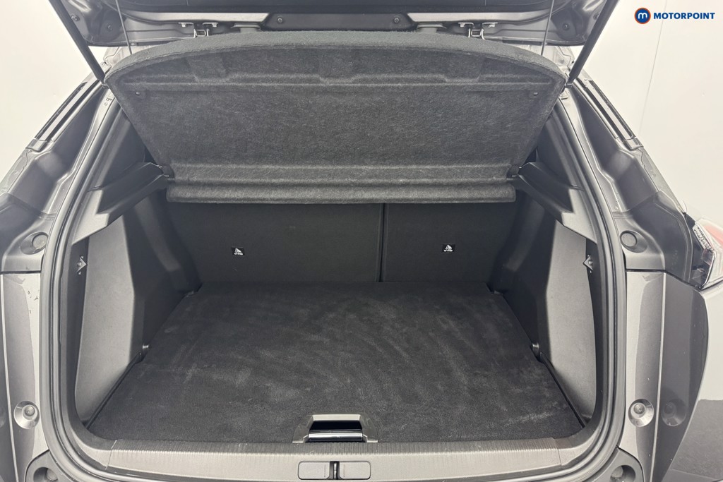 Peugeot 2008 Allure Premium-Plus Manual Petrol SUV - Stock Number (1563139) - 10th supplementary image