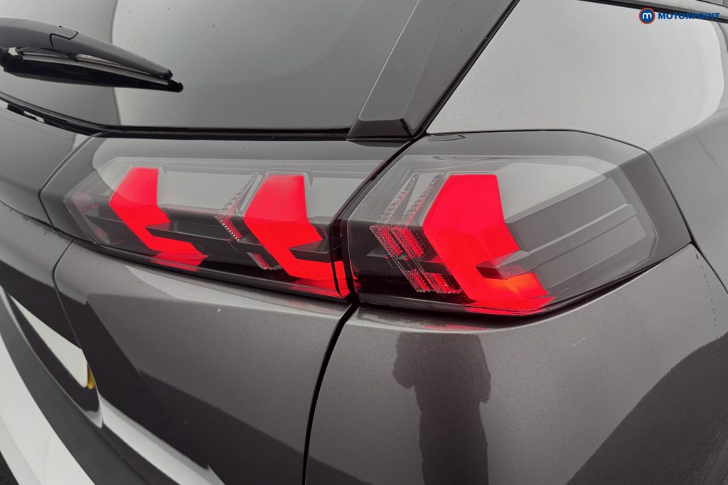 Peugeot 2008 Allure Premium-Plus Manual Petrol SUV - Stock Number (1563139) - 21st supplementary image