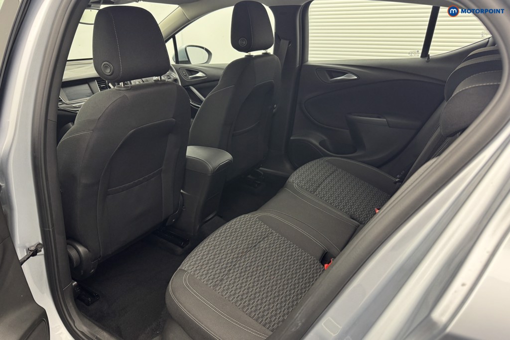 Vauxhall Astra SRI Automatic Petrol Hatchback - Stock Number (1563297) - 8th supplementary image