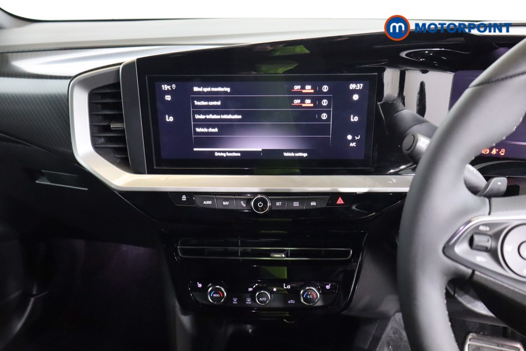Vauxhall Mokka Ultimate Automatic Petrol-Electric Hybrid SUV - Stock Number (1563427) - 3rd supplementary image