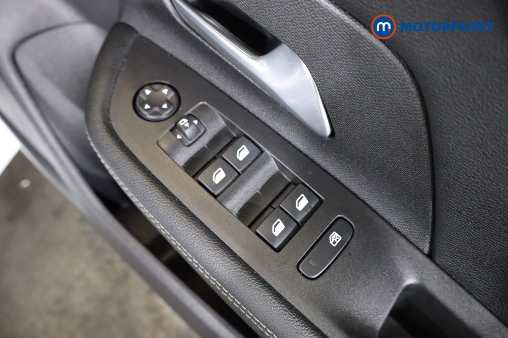 Vauxhall Mokka Ultimate Automatic Petrol-Electric Hybrid SUV - Stock Number (1563427) - 17th supplementary image